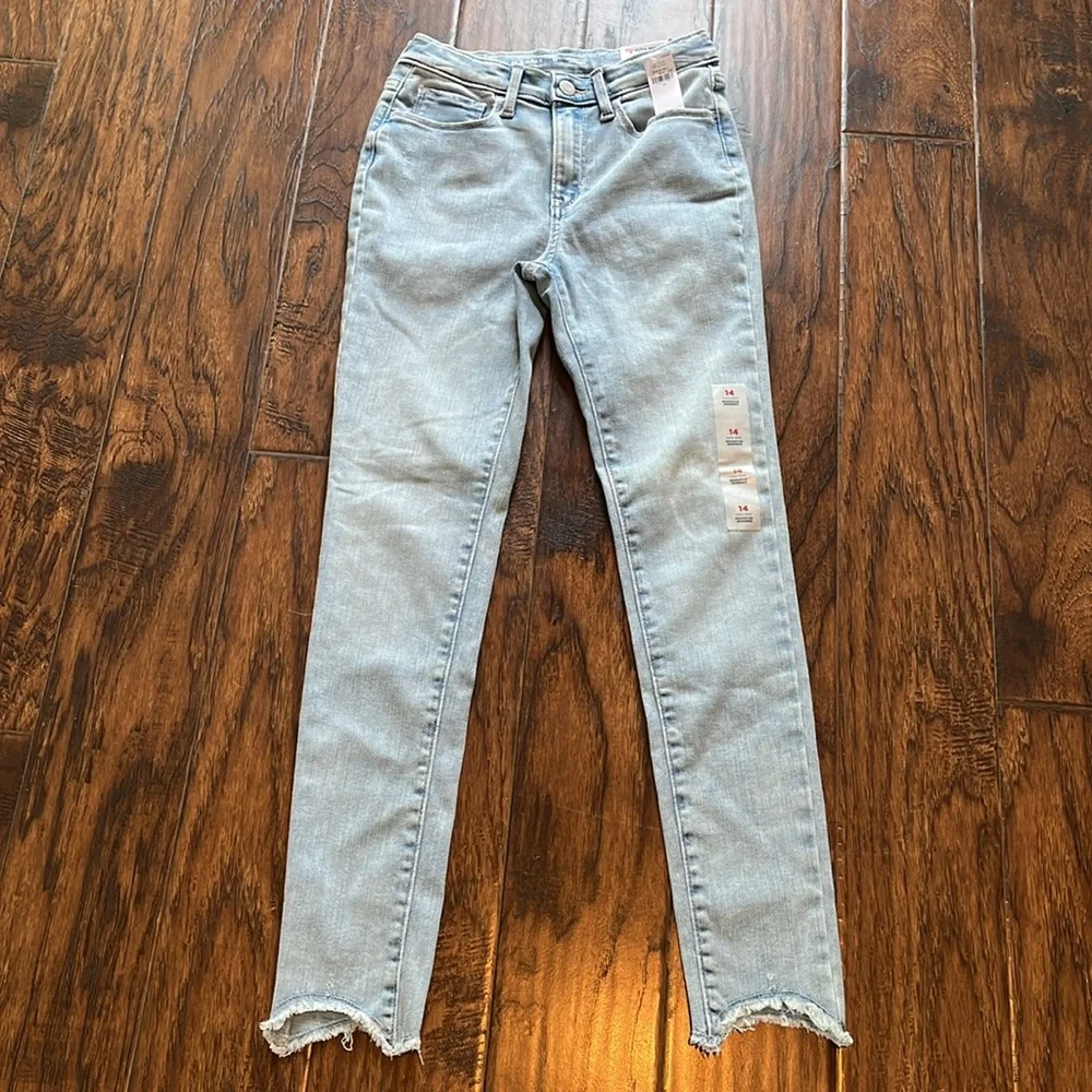 NWT!! Old Navy Rockstar Jegging high rise 360 stretch size 14